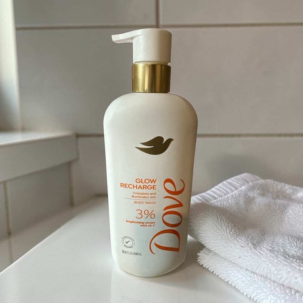 Dove Glow‎ Recharge Body Wash 3% Brightening Serum 18.5 fl oz Pump Bottle NEW